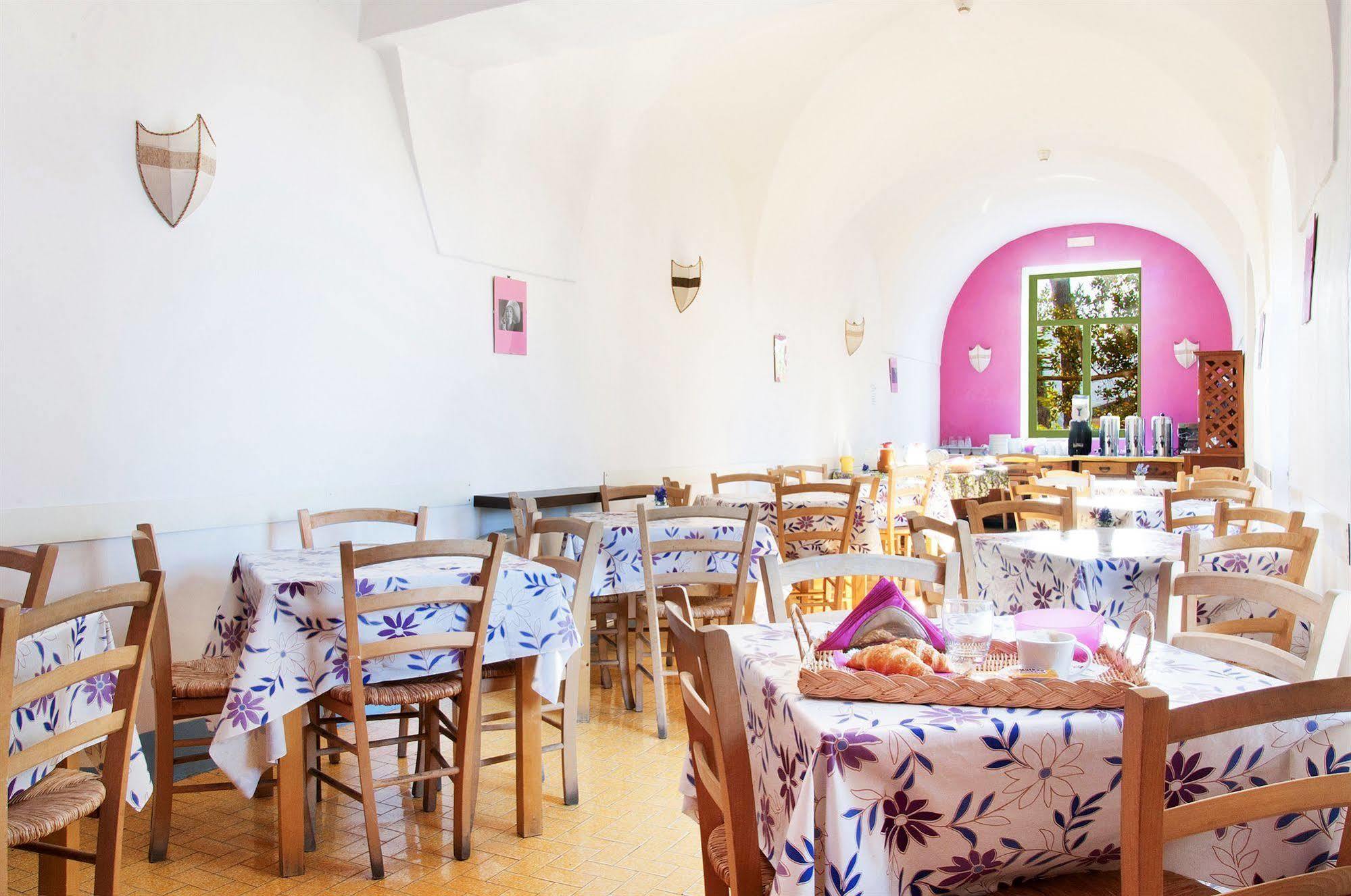 Purple Bed and Breakfast Sant'Agnello Exteriör bild